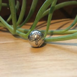 Pandora Essence Leo Zodiac Charm